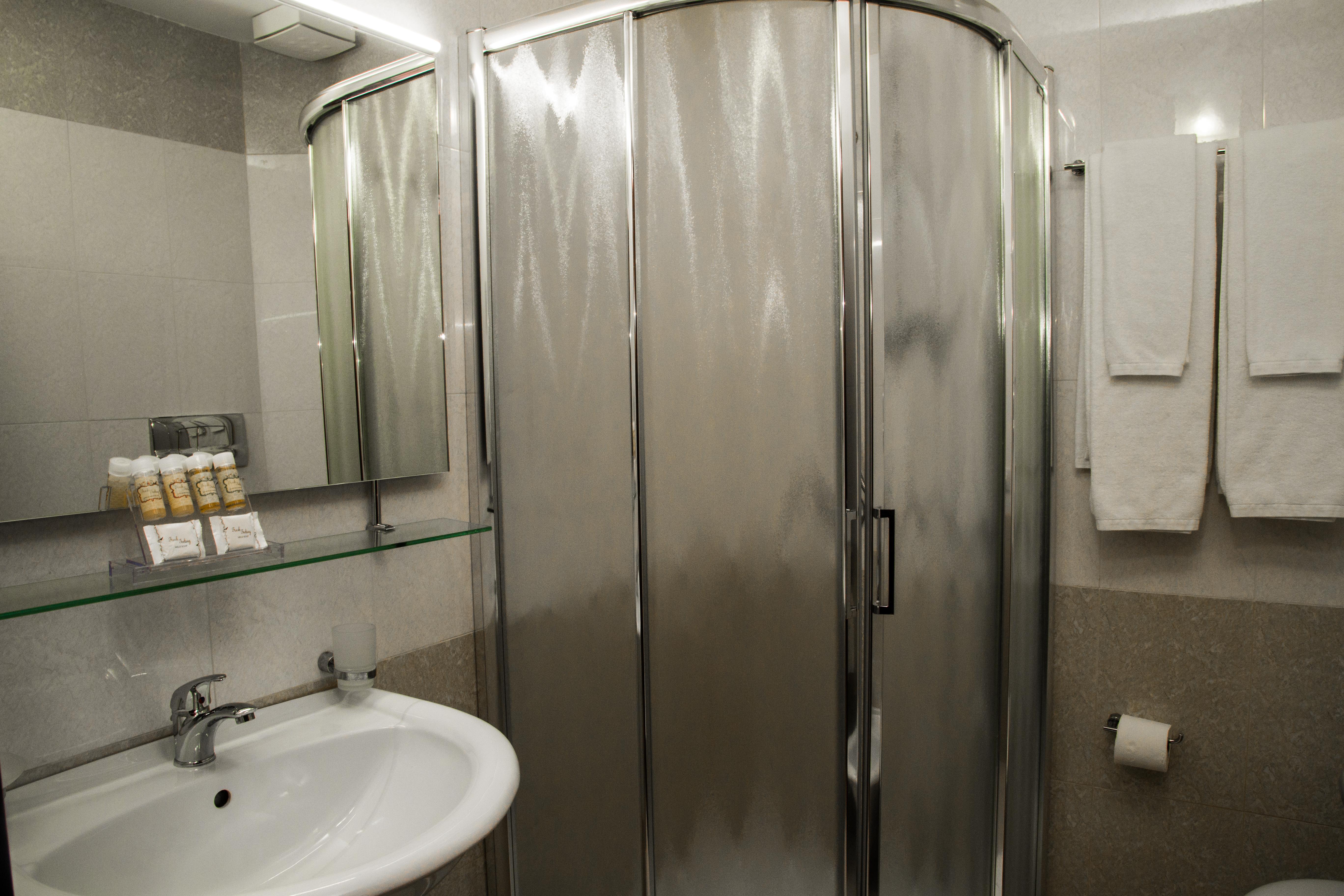 Hotel New York Vlore Exterior photo
